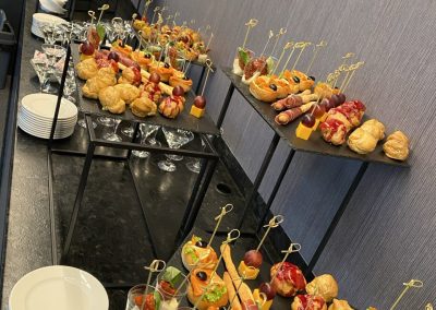 Фуршет зі шпажками